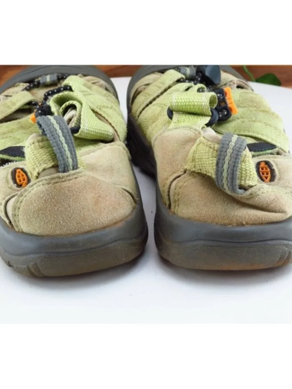 KEEN Youth Girls‎ Shoes Size 2 M Green Sport Fabric
